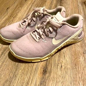 Gently Used Nike Metcons